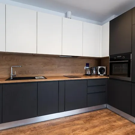 Apartman Spacious, Free Parking, 3min Beach, Flora Panorama Burgasz