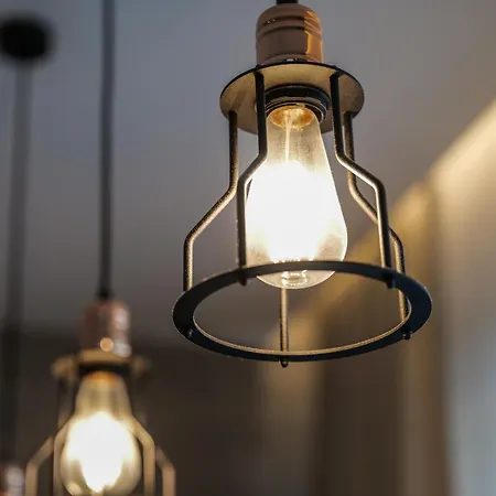 Spacious, Free Parking, 3min Beach, Flora Panorama *