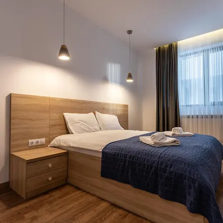 Spacious, Free Parking, 3min Beach, Flora Panorama *