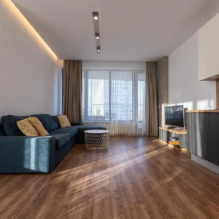 Spacious, Free Parking, 3min Beach, Flora Panorama * בורגאס