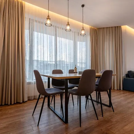 Spacious, Free Parking, 3min Beach, Flora Panorama בורגאס