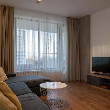 Spacious, Free Parking, 3min Beach, Flora Panorama * בורגאס