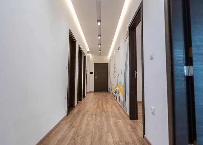 Spacious, Free Parking, 3min Beach, Flora Panorama Lägenhet Burgas